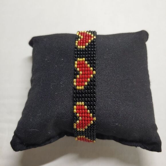 Hand Crafted Jewelry - Loom Beaded Bracelet Black w/ Red Hearts